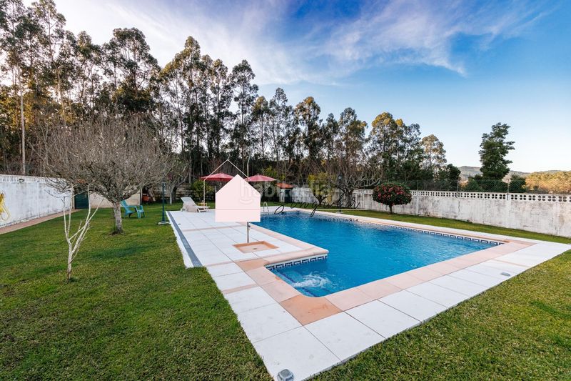 Foto bfbf50d6-3539-44e5-9758-5cb0c8e67d34. Casa con riscaldamento parcheggio piscina in Tui