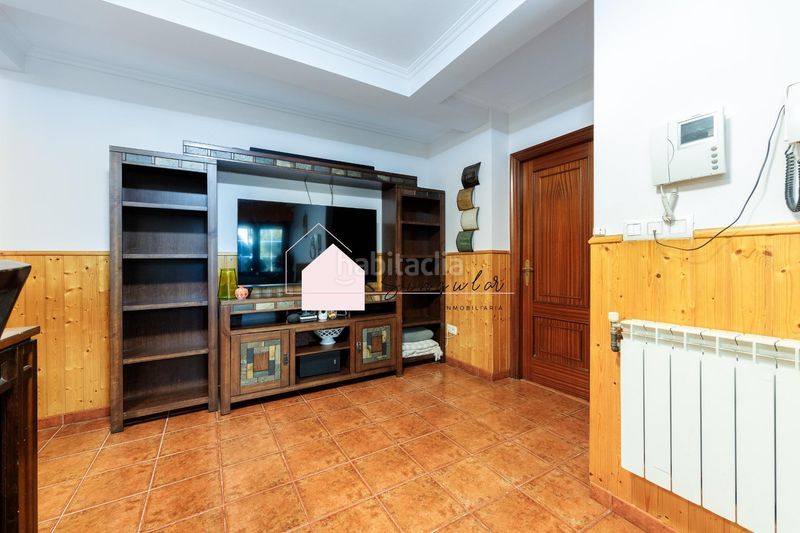 Foto f342b78c-77f2-4d8f-a9d5-53c0c41366c1. Casa con riscaldamento parcheggio piscina in Tui
