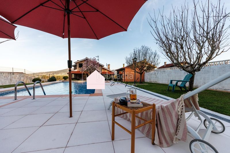 Foto fd3f1ae3-7c04-4f99-a988-41017b7896d6. Casa con riscaldamento parcheggio piscina in Tui