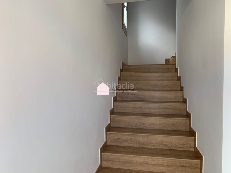 Foto 84bc1ba3-aa60-43f5-abc1-745984e90c51. Rent flat with heating parking in Mos