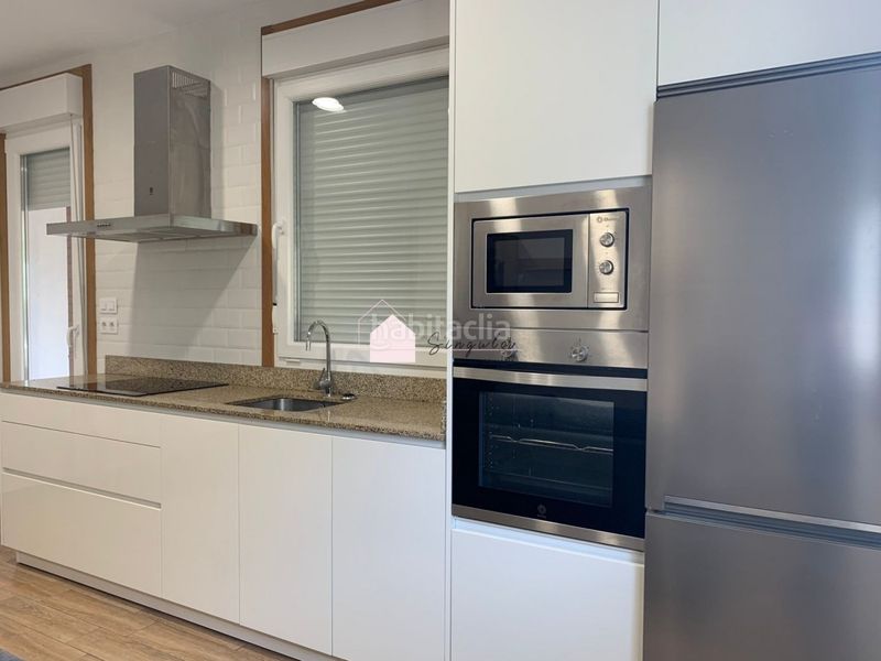Foto c2fd4c6f-64f4-4ff9-8e5c-f80c01e3aa05. Rent flat with heating parking in Mos