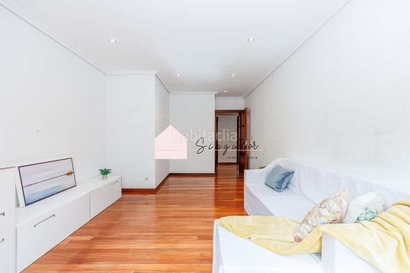 Foto caeaf4ea-13b4-4df3-a6ec-fcfd3417de80. Piso inversión ideal en Tui