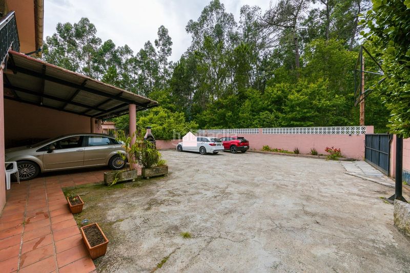 Foto 60804e6f-3c28-417b-bb23-08ff93e73b8c. Casa a rocha-vincios 64 a Gondomar
