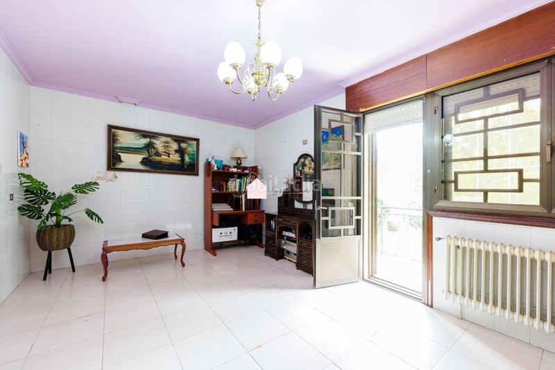 Foto 8535e78f-84a7-4205-a35a-6c2fa87d3853. Casa a rocha-vincios 64 a Gondomar