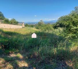 Terreno residencial  Penedo (o)-chenlo. Parcela soleada en chenlo