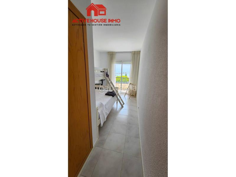 Foto a21af96c-0f89-47b4-9801-081a0a50a7b9. Piso venta de piso con vistas en la ràpita en Avinguda Catalunya Sant Carles de la Ràpita