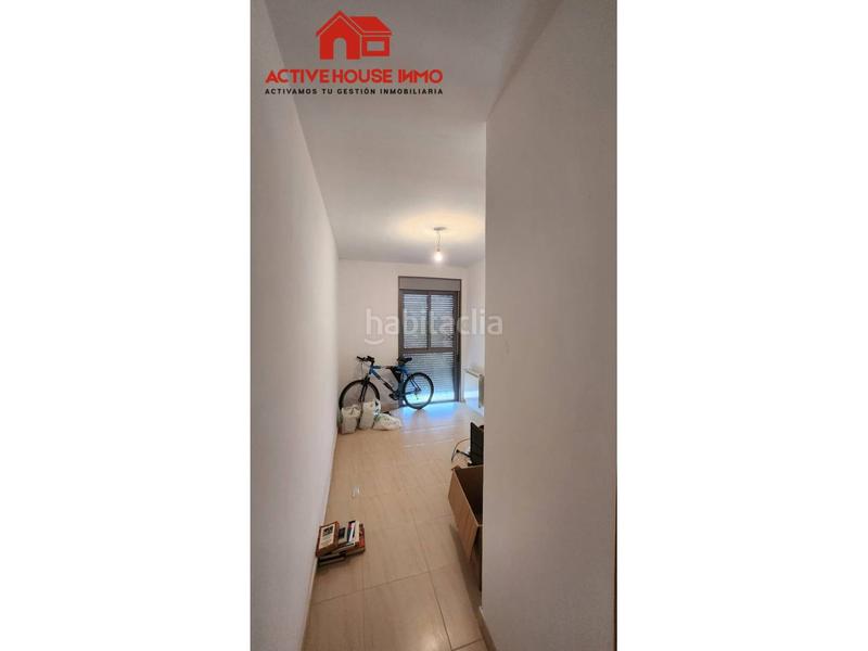 Foto 08626fb3-e64f-4f76-9524-ca54499507b1. Piso en escoles 36 piso de 4 habitaciones esquinero todo exterior en Santa Bàrbara
