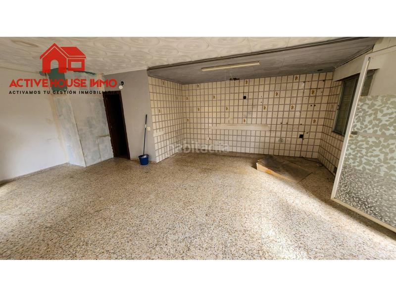 Foto e8ced2a5-ffd2-4edc-9476-ee47adafd2ea. Geschäftsraum in Santa Bàrbara