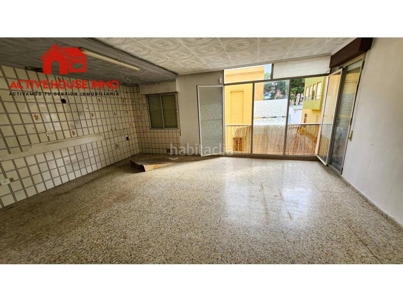 Foto f51b8bc3-2901-48b5-90a0-dd266f3edb62. Geschäftsraum in Santa Bàrbara