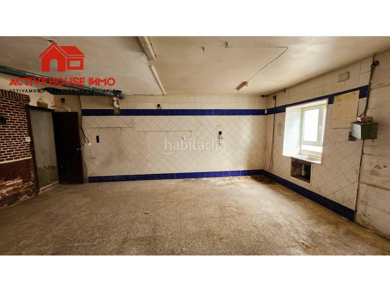 Foto fc93a55f-2bd5-443a-b314-1680886e02a1. Geschäftsraum in Santa Bàrbara