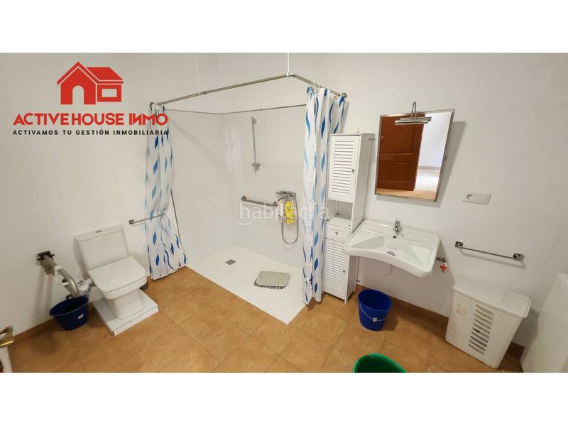 Foto 61522c60-05aa-4850-b278-f254487330d5. Casa en remei 40 casa entera de 5 plantas en venta en Alcanar