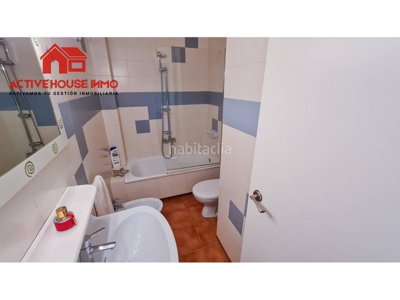 Foto 4a9acbb9-d7a8-4a6b-ab52-0ee222bd834a. Casa a schiera in cn 340 martinenques sector h 38 in Alcanar