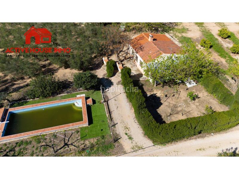 Foto c3fe6d8b-8429-44ca-81d4-fb127746b06d. Masía oportunidad! finca rústica con casa, piscina y garaje en Santa Bàrbara