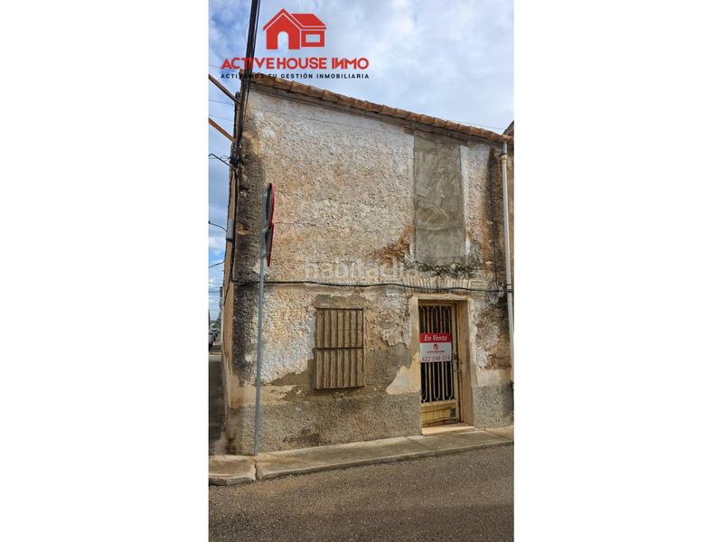 Foto 0c6f9589-b165-44e9-a659-8490422de4bb. Casa en lope de vega 41 casa para reformar, esquinera a 3 calles en Santa Bàrbara
