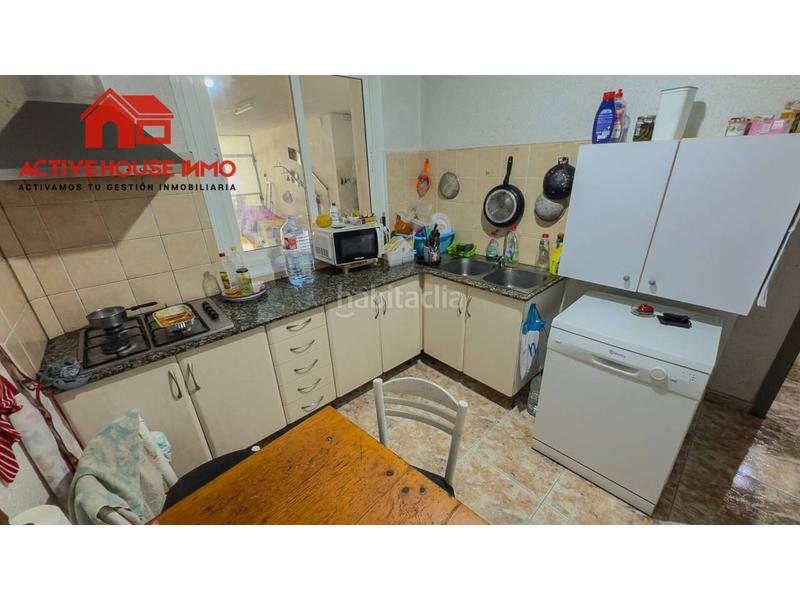 Foto 6dccc25d-fa5c-41c9-93b7-28d08e21aef5. Casa con parcheggio in Deltebre