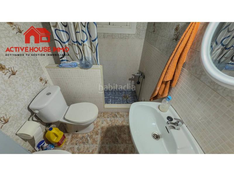 Foto ae3de68e-22eb-414f-b70e-3e3551746c59. Casa con parcheggio in Deltebre