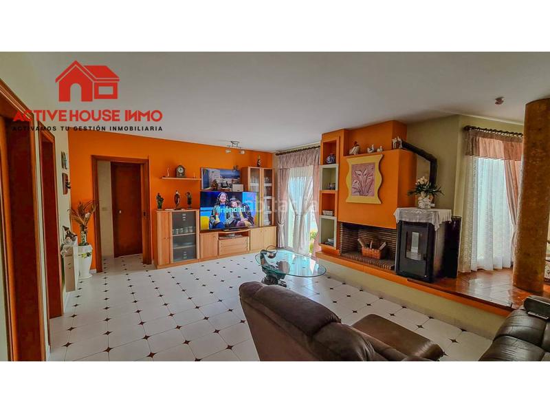 Foto 0e3b7d0c-725f-4b40-830d-61be69aa88b0. Chalet venta de chalet independiente en els muntells en Sant Jaume d´Enveja