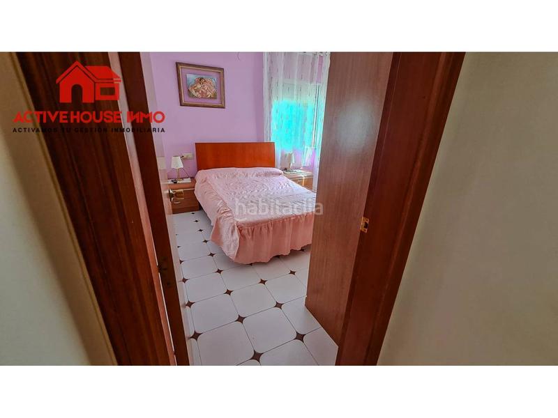 Foto 270905f3-f65c-4b2a-818d-6e8e1c1fe893. Chalet venta de chalet independiente en els muntells en Sant Jaume d´Enveja