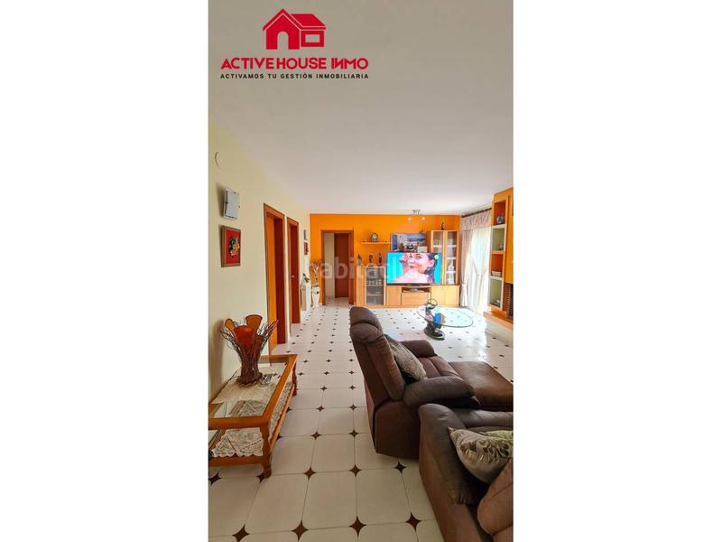 Foto 3b8febc7-7914-4d4a-8ce0-97a253e17618. Chalet venta de chalet independiente en els muntells en Sant Jaume d´Enveja