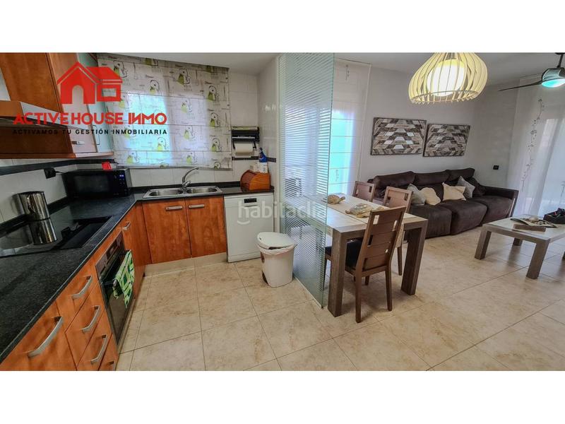 Foto 805d279b-6206-4c19-af64-d241ce73ab53. Flat with heating parking pool in Platges Sant Carles de la Ràpita