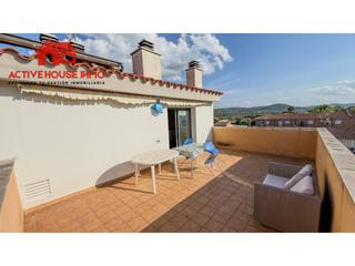 Duplex  Catalunya. Venta de un amplio dúplex con terraza en la galera