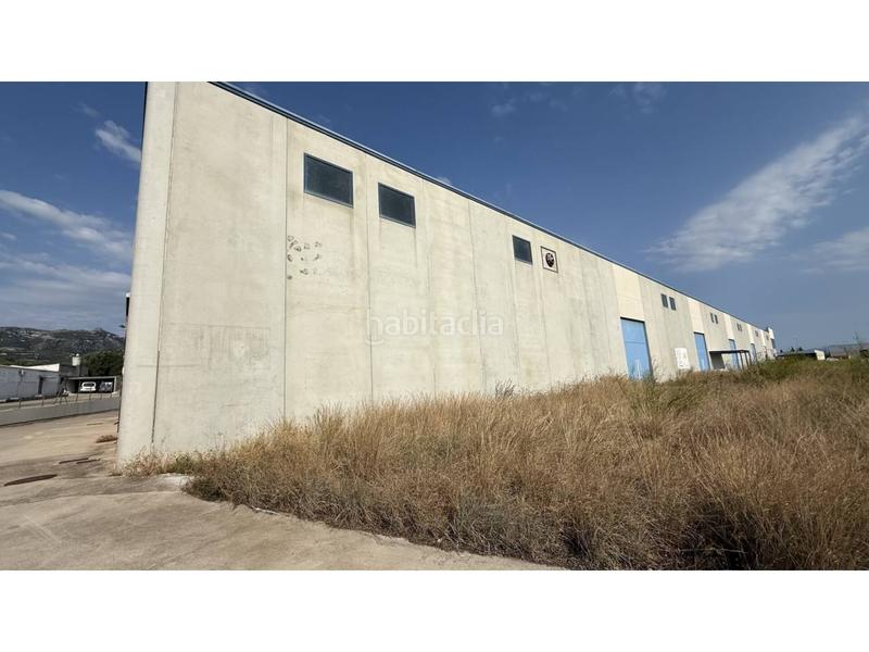 Foto 6922718a-ee2c-43f4-8a35-72e68c505ada. Nave industrial venta de nave industrial en Centre La Ràpita