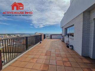 Attique  Constitució. Ático en venta con una amplia terraza en la ràpita  centro