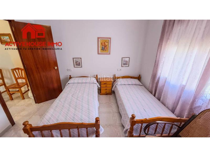 Foto d25e179d-5851-4aa8-937d-fe9a15bfa9bf. Casa adossada amb aparcament piscina a Creixell