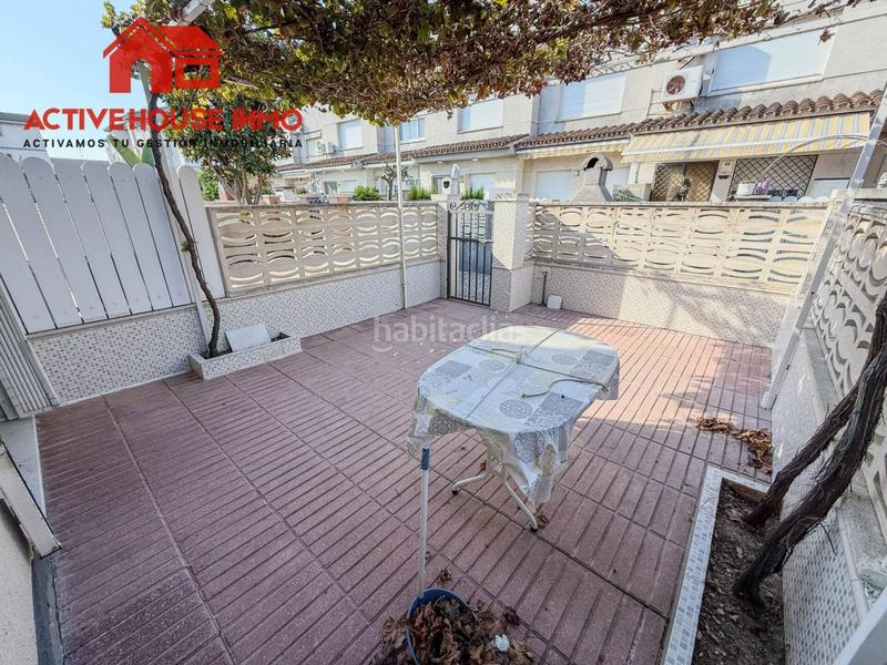Foto d93be1e0-d3f2-4a42-b373-118c634f8bb2. Casa adossada amb aparcament piscina a Creixell