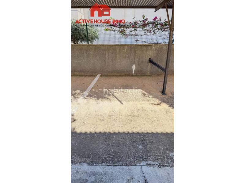 Foto d99274c4-458d-4200-bd58-59fe7f729ec4. Casa adossada amb aparcament piscina a Creixell