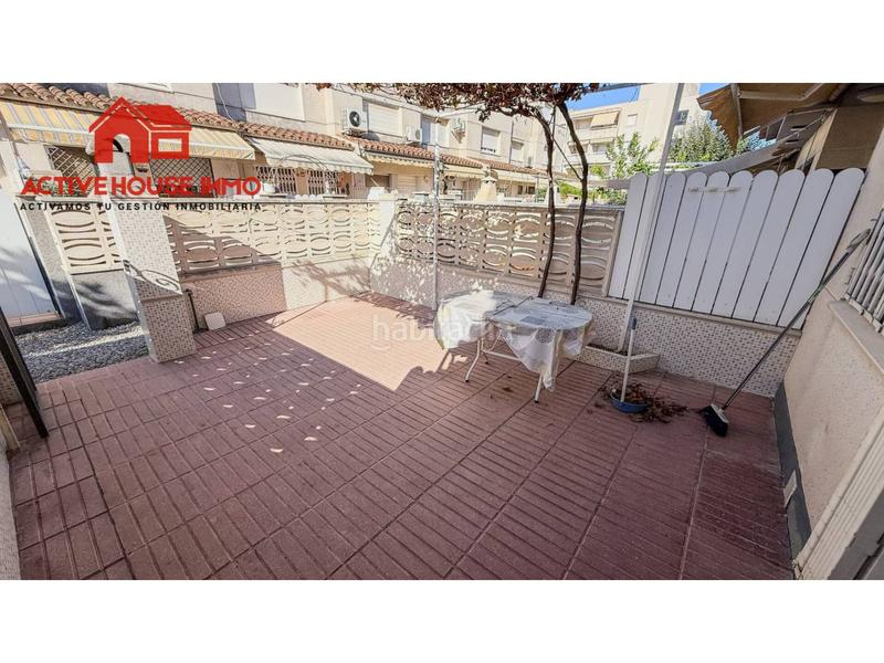 Foto dcf9fa2b-24d3-454a-8c2d-3ad154243f1d. Casa adossada amb aparcament piscina a Creixell