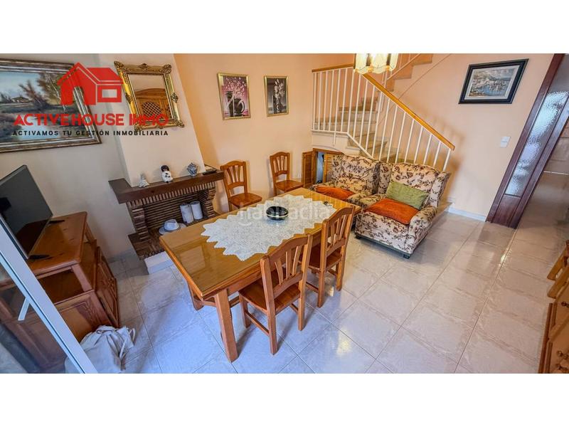 Foto eb7de016-6c12-4e8c-9080-ff92837076ad. Casa adossada amb aparcament piscina a Creixell