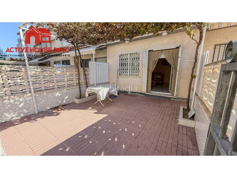 Foto f2d5ed35-a600-4246-92d6-5ac274952128. Casa adossada amb aparcament piscina a Creixell