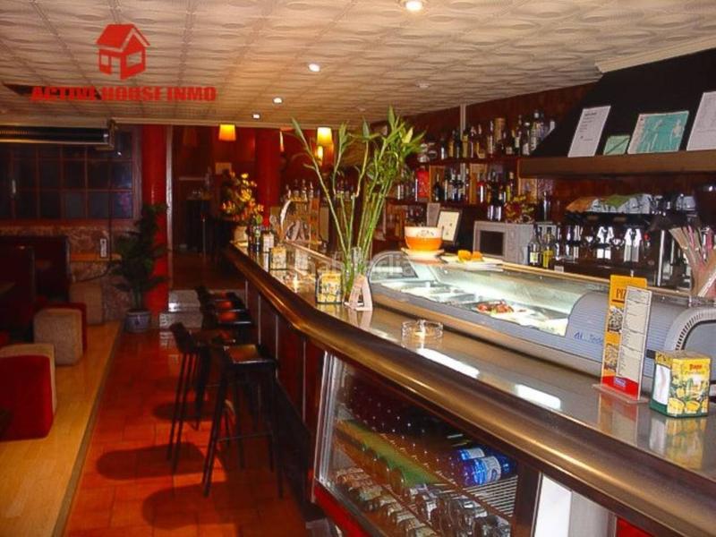 Foto 2f411ecf-d80c-47c1-bead-86d3b8db149d. Édifice dans major 31 dans Santa Bàrbara