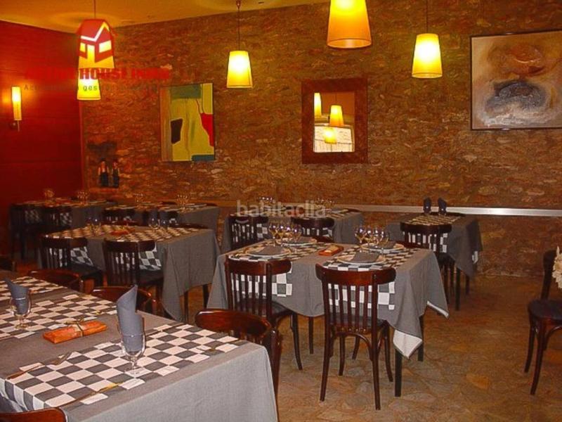 Foto 66df5fbf-db9f-4197-851e-f608786086f1. Édifice dans major 31 dans Santa Bàrbara