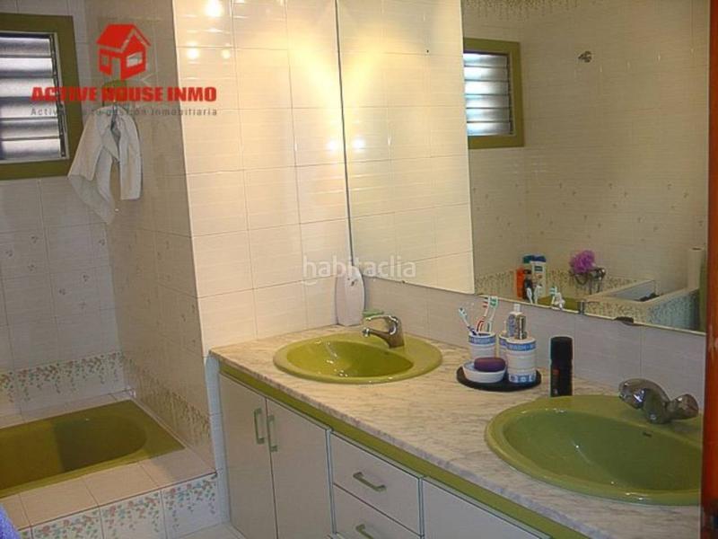 Foto 88d472f6-5536-4aee-ab60-02e874012875. Édifice dans major 31 dans Santa Bàrbara