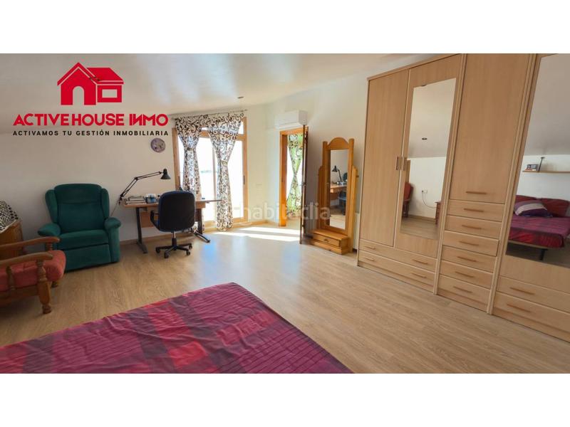 Foto 176536f8-cb0d-47b8-94ab-6c3d148c6608. Xalet amb calefacció aparcament piscina a Alcanar