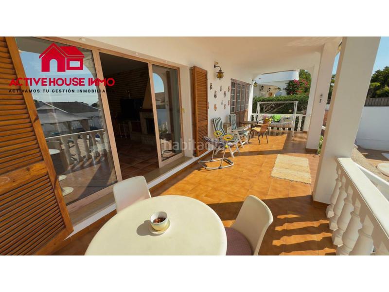 Foto 38312793-ec51-4297-9ebb-f42593a1c6b8. Xalet amb calefacció aparcament piscina a Alcanar