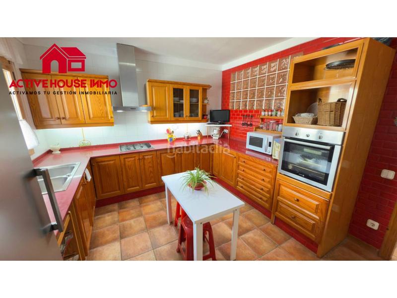 Foto 9d52178e-cf52-4936-b989-f87552069cc1. Xalet amb calefacció aparcament piscina a Alcanar