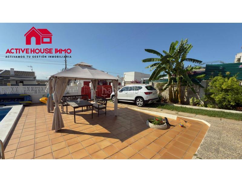 Foto c0dac278-48ea-4a0b-a405-f6e844a0d588. Xalet amb calefacció aparcament piscina a Alcanar