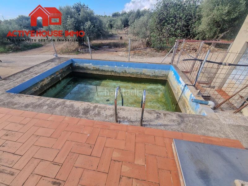 Foto f991ca93-7049-4cbd-bd63-b993dcc9920a. Masia a Alcanar