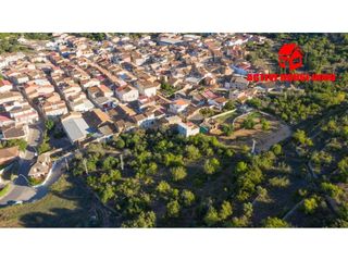 Finca rústica  Calle victor pradera. Terreno con posibilidad de edificar en godall