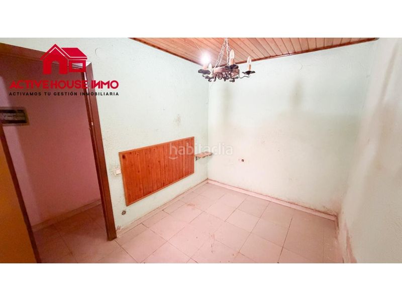 Foto 160bbfab-e350-4c81-813f-2e0ae35505c0. Casa amb aparcament a Santa Bàrbara