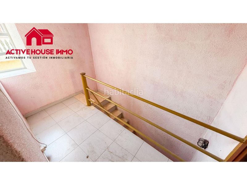 Foto d6d8438f-6671-46b0-b9bb-4a8fd07b508c. Casa amb aparcament a Santa Bàrbara
