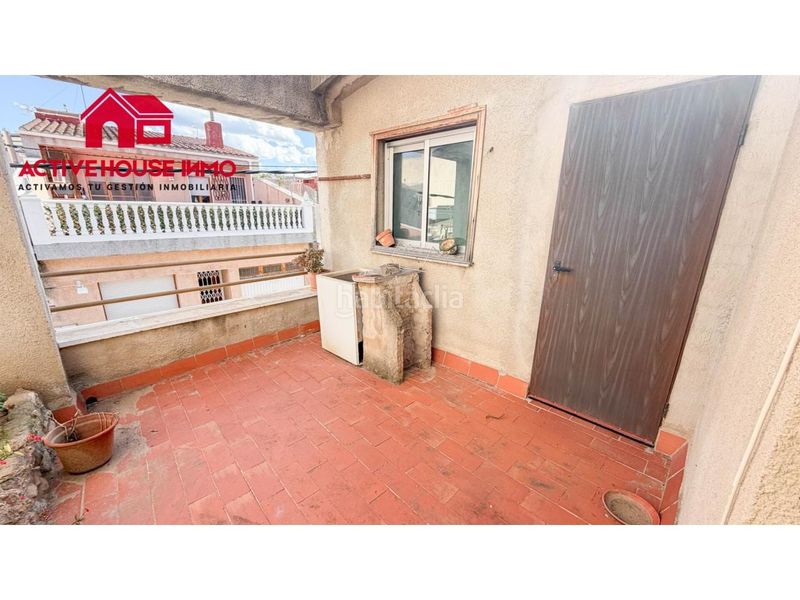 Foto dda8d6ec-9789-428a-8202-abee8e62c63b. Casa amb aparcament a Santa Bàrbara
