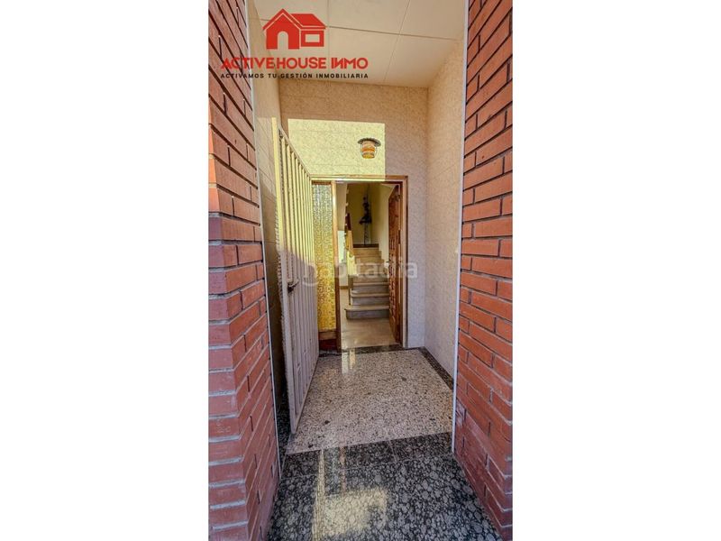 Foto 01f27e51-3193-4956-8a98-e2f8fa775f92. Casa amb aparcament a Santa Bàrbara
