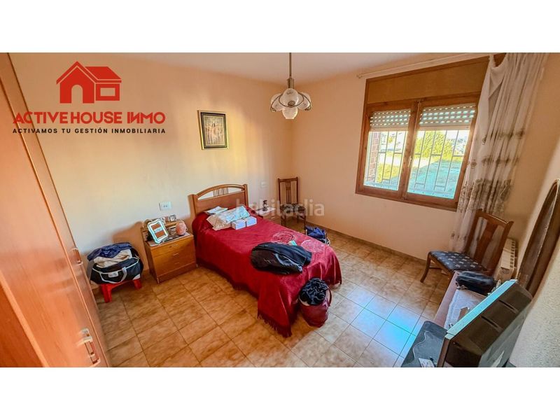 Foto d62f96a2-fe3f-4681-bd15-79c4cef8bf84. Casa amb aparcament a Santa Bàrbara