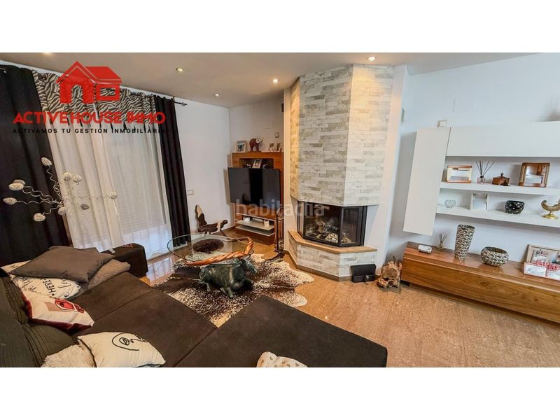 Foto bf802b80-e92a-4f1e-b376-a26c05e2954b. Casa amb calefacció aparcament a Santa Bàrbara