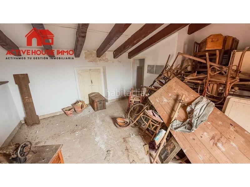 Foto 45de3e04-047b-44f3-b99e-6ca18c52b2a3. Casa amb aparcament a Santa Bàrbara