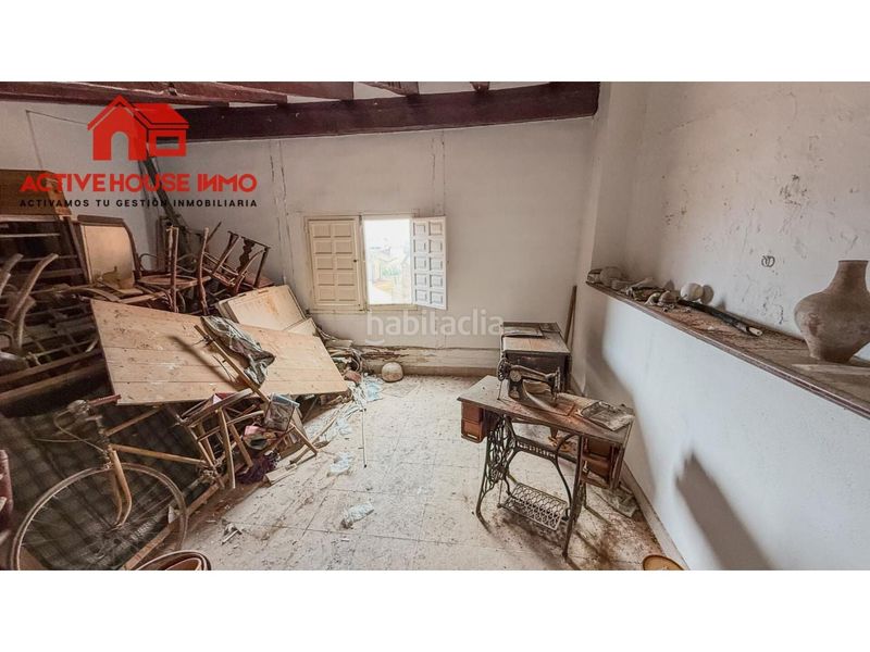 Foto 6b72b455-15e2-44fe-94d4-b861160a6493. Casa amb aparcament a Santa Bàrbara